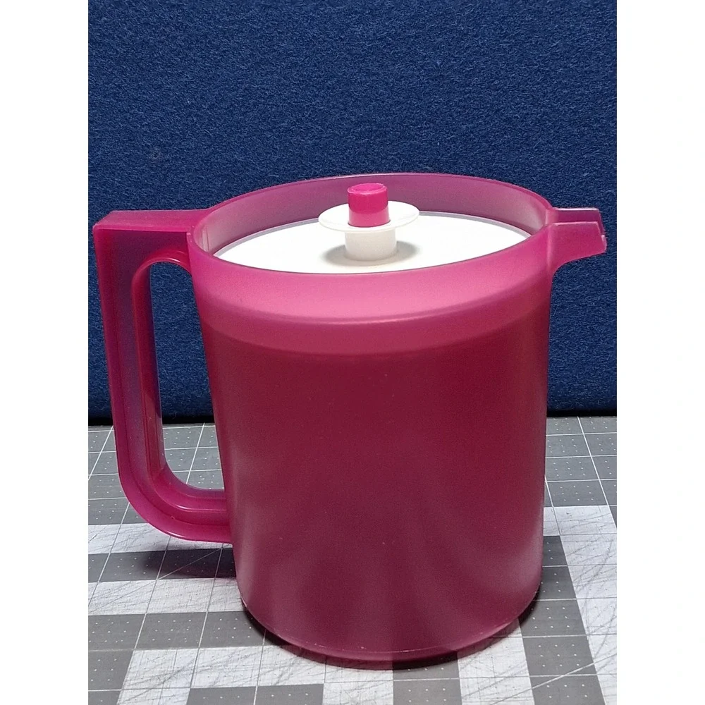 Tupperware Pitcher Pink Classic‎ Push Button Seal 1 Quart 1575 6